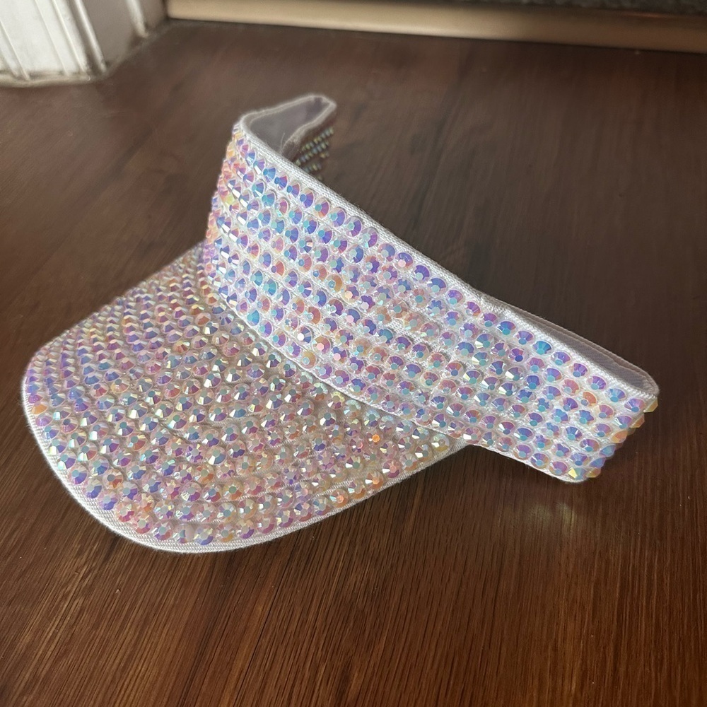 Rhinestone Visor - Picture 4 of 7